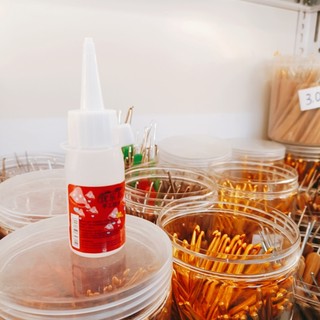 Keo dán vải