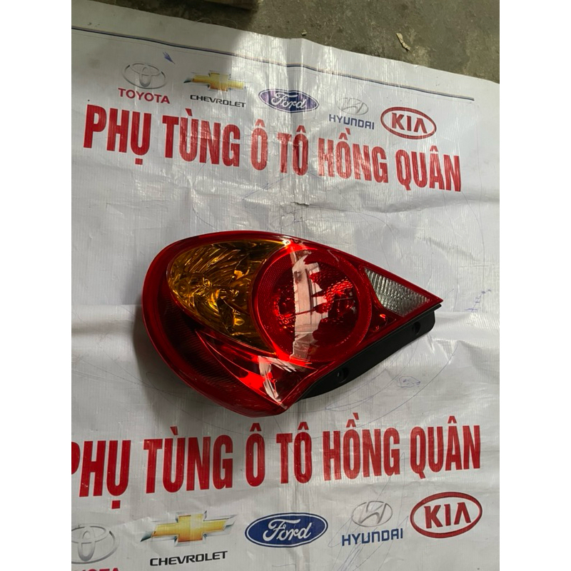 ĐÈN HẬU XE KIA SPECTRA