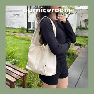 Túi tote da dày dặn thắt nơ đính trái tim nhỏ phong cách Hàn Quốc 2402250ă