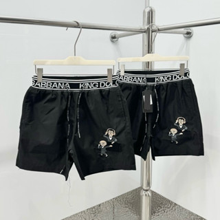 Quần Short Gió Nam PB Thêu Logo Hình Hai Nghệ Sĩ Ca Hát Phối Cạp Chun Dệt Sọc Chữ Đôn Chề Dành Cho Anh Em Boy Phố 2025