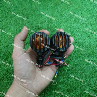xi nhan lưới sắt cafe racer tracker ( 2 cái )