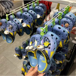  Dép sục Cross giày sục cross clog trẻ em Minions màu xanh bé trai bé gái Despicable Me - Black size C7-J3 