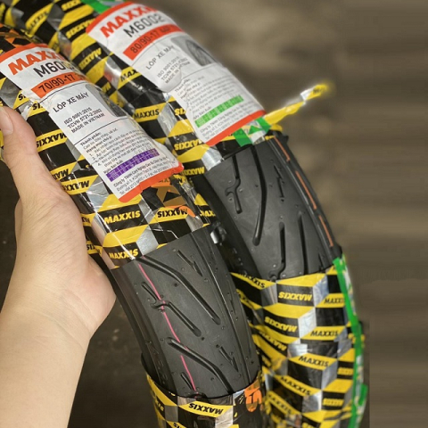Vỏ lốp xe máy không ruột MAXXIS M 6002 80/90-17 TL + 70/90 - 17 TL + 100/80 - 16 + 120/80 - 16
