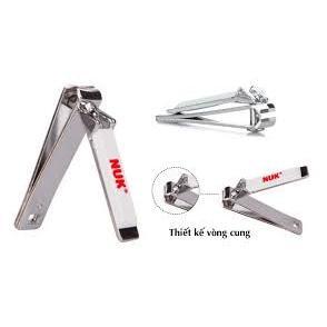 Bấm móng tay Nuk cho bé từ sơ sinh