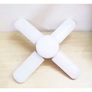 Đèn hình cánh quạt 4 cánh 60w 5 cánh 75w