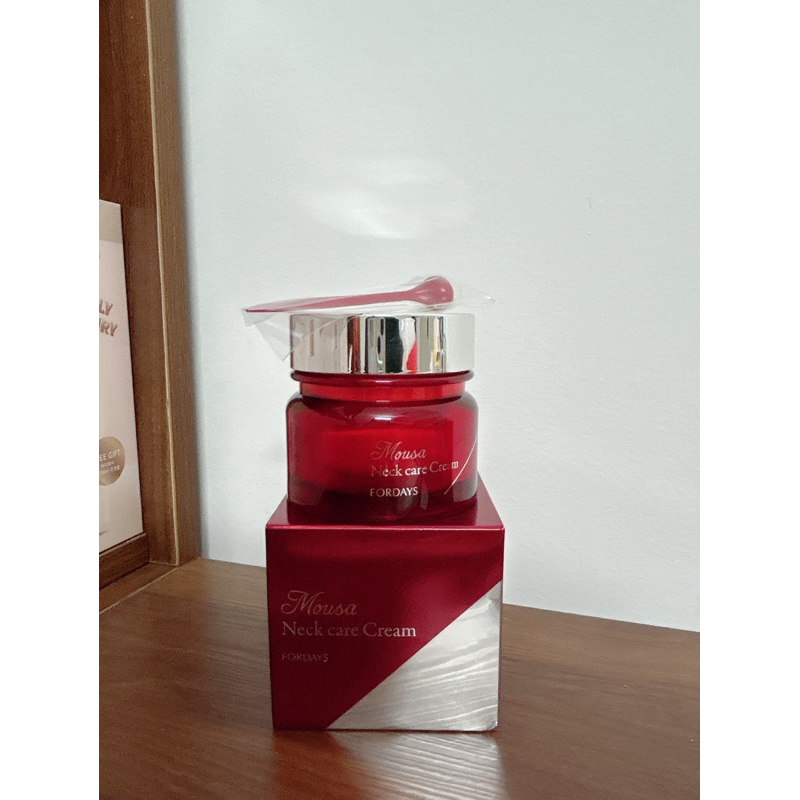 Kem dưỡng cổ Fordays