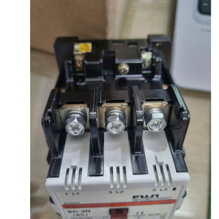 CONTACTOR 65A MITSUBISHI FUJI