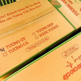 Thùng Tương ớt Hoa Sen Tương Việt - 600 gói