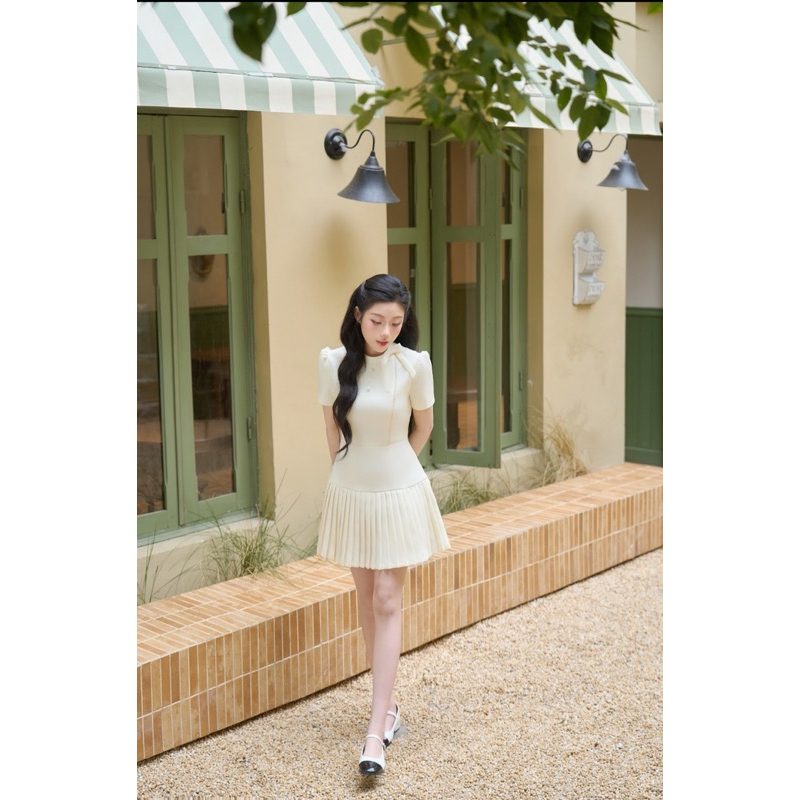 [HOẢ TỐC] CÉLESTE - Váy Đầm Tiểu Thư Xếp Ly Nhỏ Cổ Đính Nơ Lệch Vải Chéo Nhật Mềm Mie Dress | BigBuy360 - bigbuy360.vn