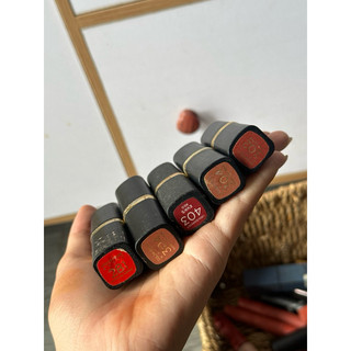 son loreal đỏ đất pass