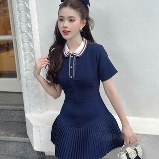 Váy cổ viền 8 cúc chân xếp ly