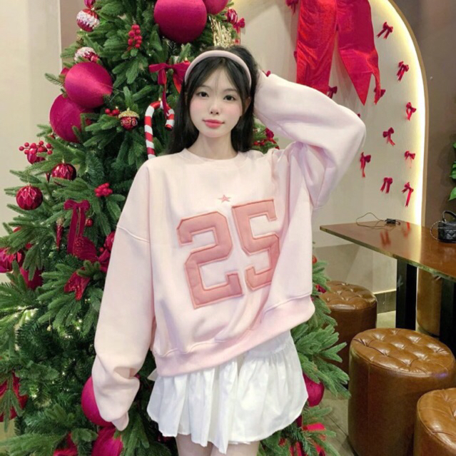 Áo sweater 25 TWENTY FIVE form rộng Boxy Top unisex nam nữ 45kg-80kg - Homies Saigon | BigBuy360 - bigbuy360.vn