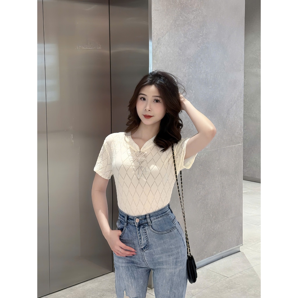 Áo kiểu nữ TIMO, Áo thun nữ ren mỏng cổ tròn phong cách tiểu thư chất vải thun xốp mềm mịn AOT196 | BigBuy360 - bigbuy360.vn