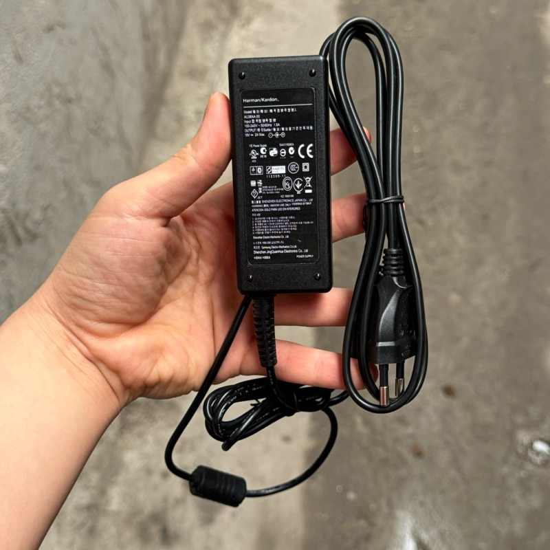 Sạc Loa Harman Kardon Onyx Studio bản gốc