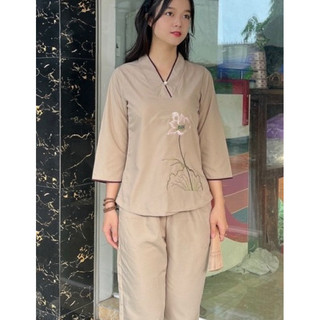 Nút Ngọc # Đồ Lam Đi Chùa