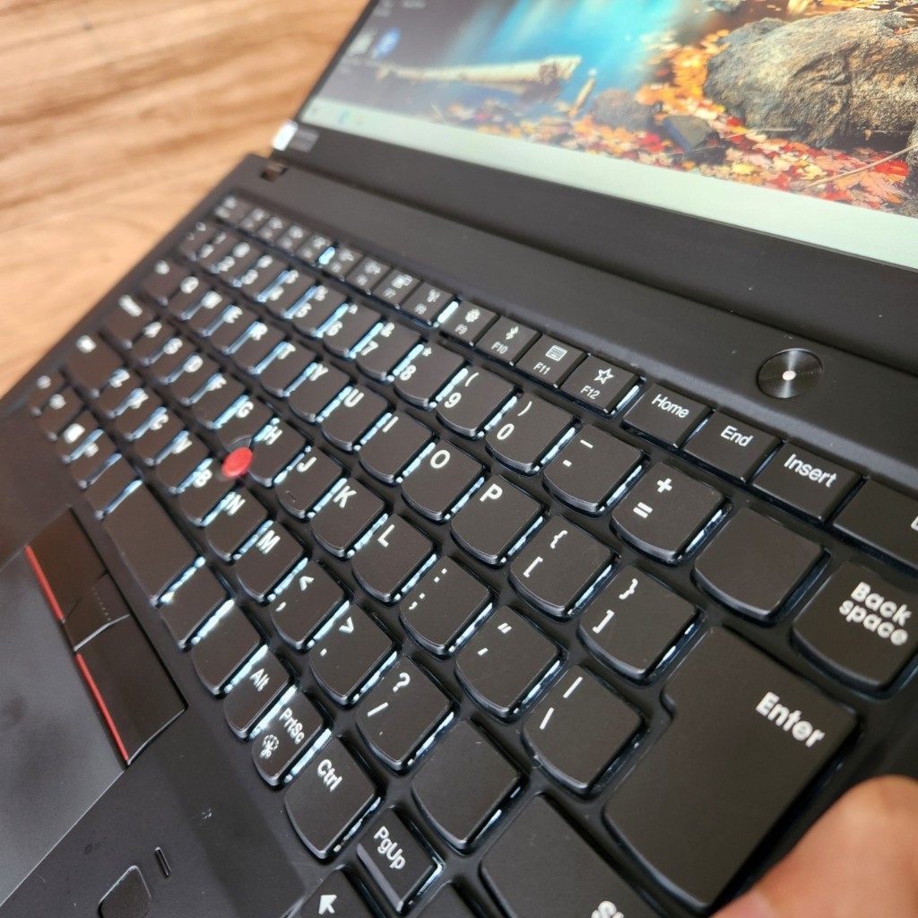 Laptop Like New Rẻ Lenovo Thinkpad x1 carbon gen 6 Core i5 8250U Ram 16gb SSD 512 14 inch FullHD | BigBuy360 - bigbuy360.vn