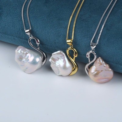 Mặt Dây Chuyền Thiên Nga Hạt Trai Thô Dị 20mm Big Size - Ngọc Trai Trường Thịnh