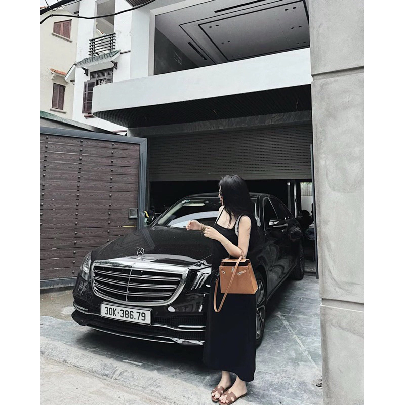 Váy Xuông 2 Dây Đính Ngọc Kim Anh Bùi