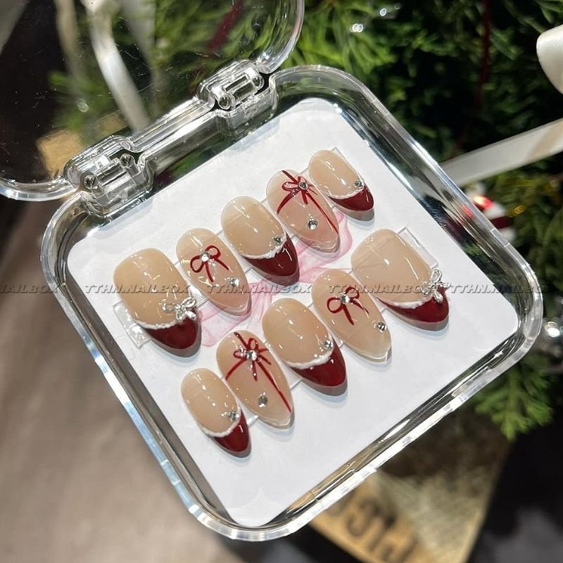 Nailbox Giáng Sinh Tết [NE11] Thạch Nude french đầu móng đỏ & nơ giáng sinh
