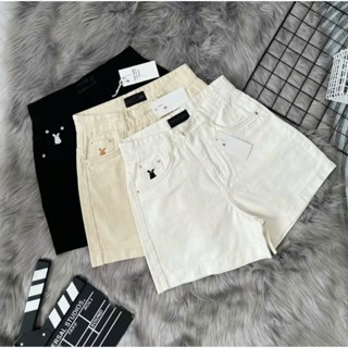 [NEW]Quần short jean nữ dáng dài viền túi gân thêu thỏ màu trắng QS818