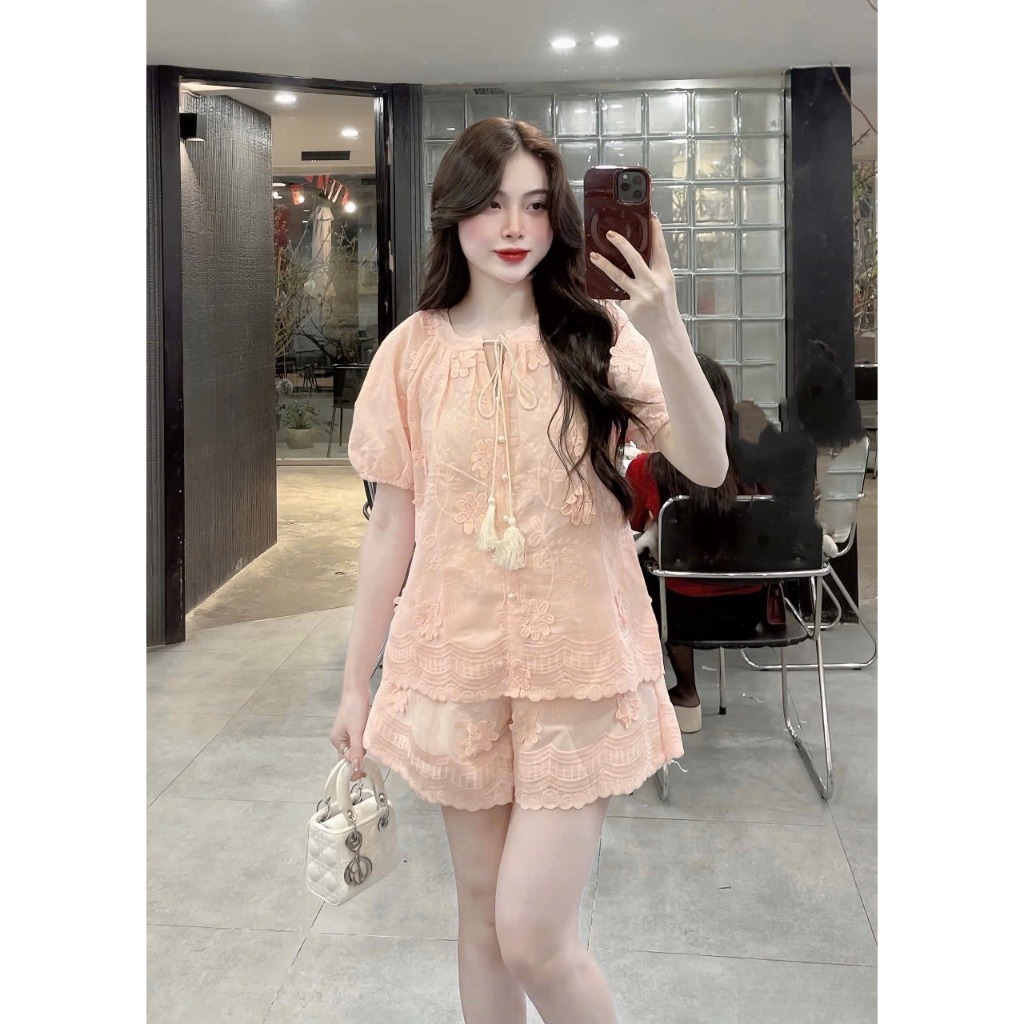 Set đồ nữ Canna chất vải thô thêu hoa nổi hai lớp mềm mại, Bộ đồ nữ áo ngắn tay kèm quần short trẻ trung thời trang HEBE | BigBuy360 - bigbuy360.vn