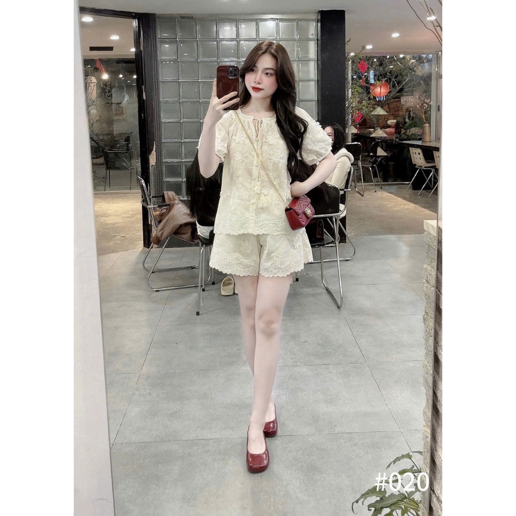 Set đồ nữ Canna chất vải thô thêu hoa nổi hai lớp mềm mại, Bộ đồ nữ áo ngắn tay kèm quần short trẻ trung thời trang HEBE | BigBuy360 - bigbuy360.vn