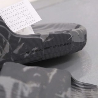 [CHÍNH HÃNG] DÉP ADIDAS Adilette 22 - BẬC THANG * XANH RÊU *
