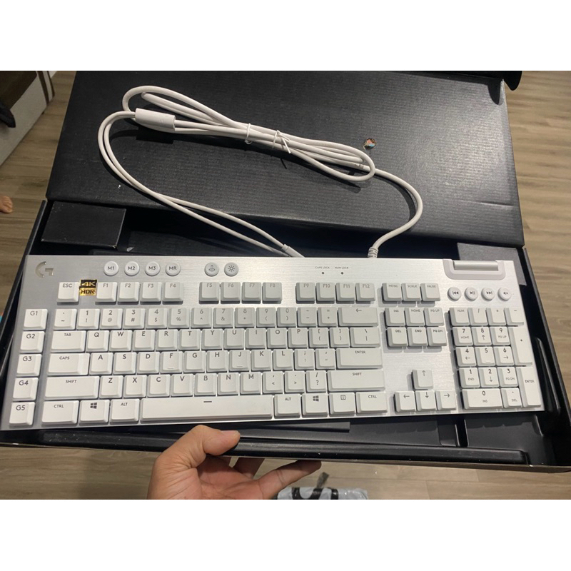 Bàn phím cơ logi.tech G813 full box trắng đã sử dụng