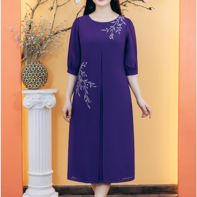 Đầm suông trung niên cho mẹ - Cổ tròn đính đá tay lỡ - Màu Tím huế - TTV Store thời trang nữ TTV1850