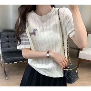 Áo Len Mongtoghi Dệt Kim, Áo Cộc Len Vặn Thừng Cổ Tròn Tay Ngắn Dáng Ôm Phối Thêu Chó Kẻ Nổi Phong Cách Hàn Quốc Tongkho