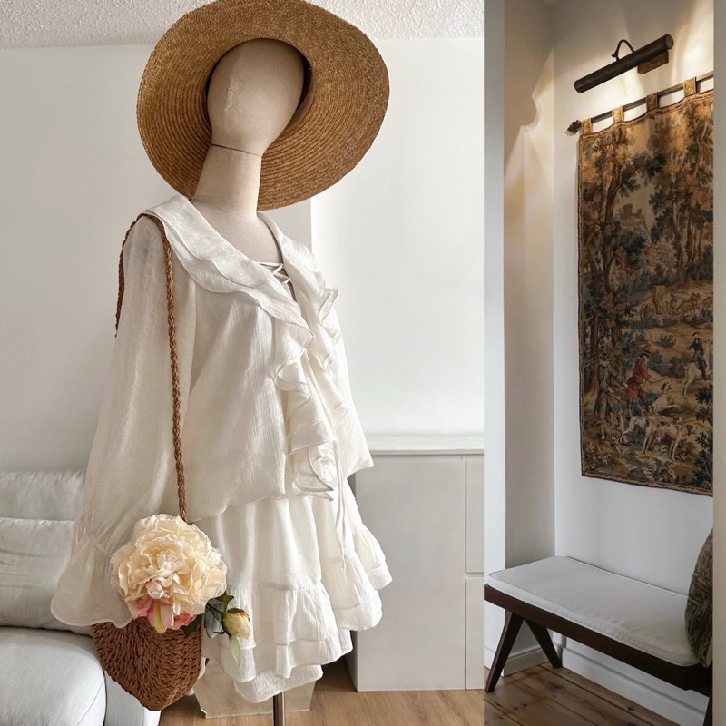 [PASS] Hoivu set áo dáng váy kèm chân váy rời Jasmi trắng