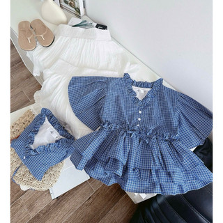 Áo croptop tay phồng + chân váy