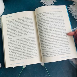 Sách - Đường Mây Qua Xứ Tuyết