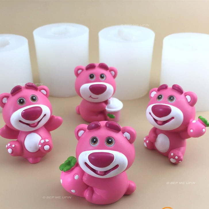 Set 4 khuôn silicon con gấu dâu tây