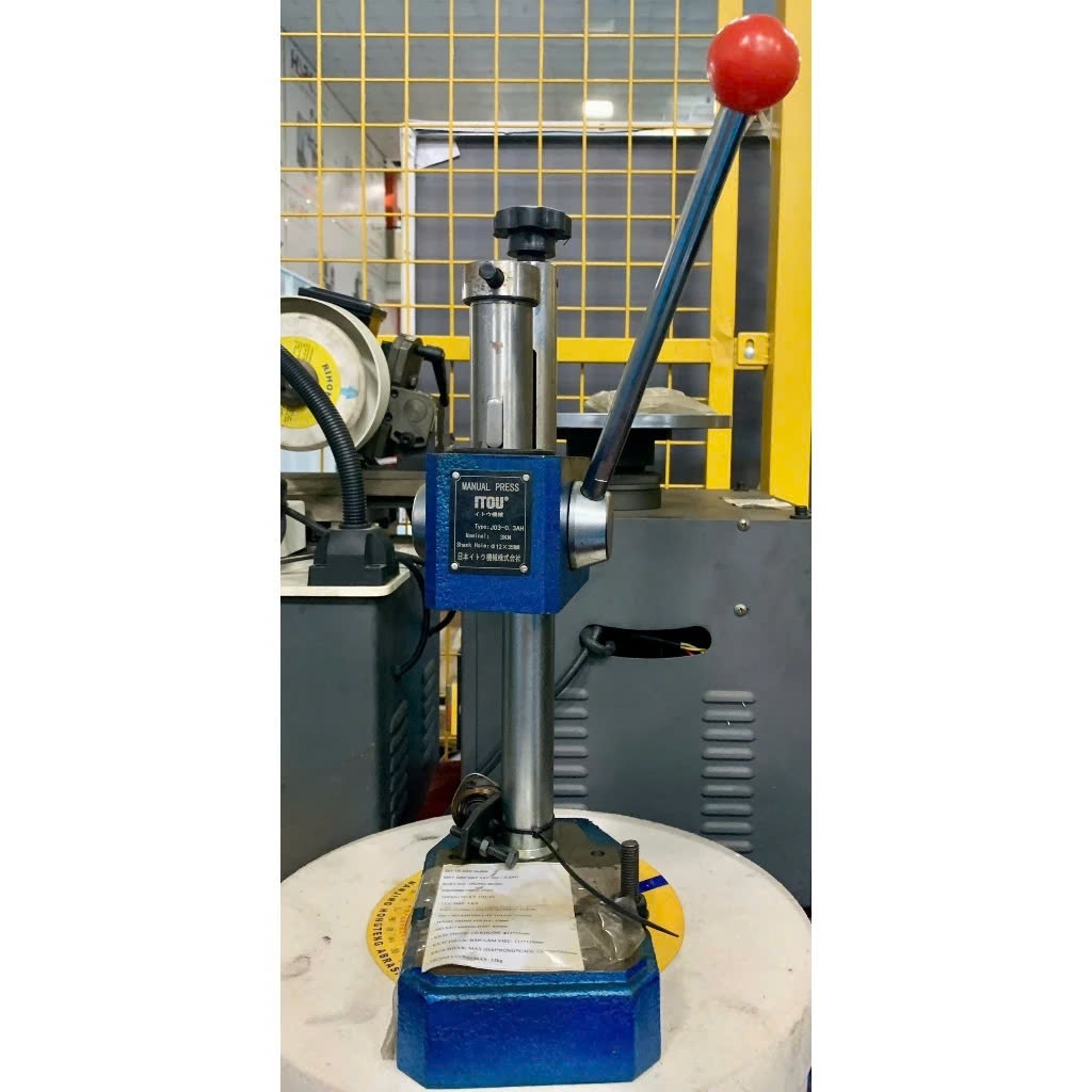 MÁY DẬP GẠT TAY J03 -  0.5AH