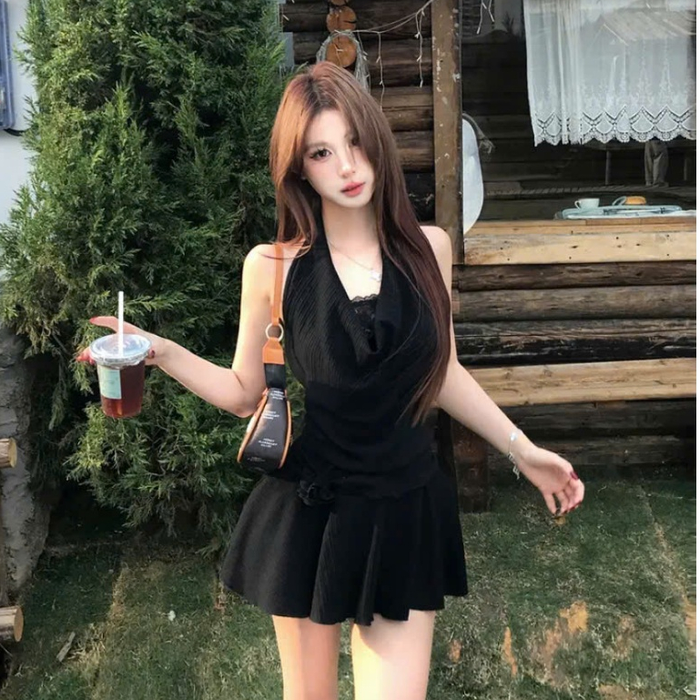 Đầm Cổ Yếm Hở Lưng, Đầm Váy Ôm Body Cổ Yếm Tùng Xoè Màu Đen Sang Chảnh Tiểu Thư Cho Nàng Đi Tiệc, Đi Chơi Đều Xinh | BigBuy360 - bigbuy360.vn