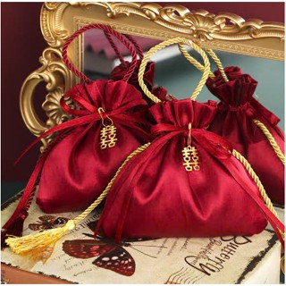 1 Túi Dây Rút Đựng Kẹo  Và Tua Rua Sáng Tạo, vải lua không dệt, vải nhung cao cấp. TUI LỤA ĐỎ-1 CÁI--