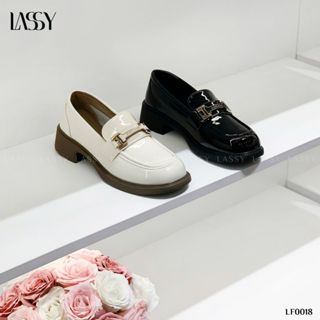 Giày Loafer nữ 4 phân mũi vuông khắc chữ gót vuông 4cm LASSY Shoes - LF0018