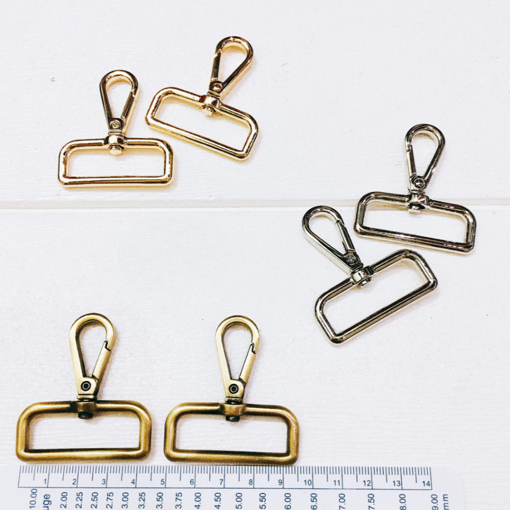 Càng cua chữ D 4.5cm (1 cái)