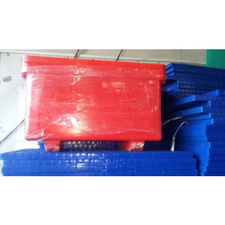 Thùng giữ lạnh 100 lít có chân
