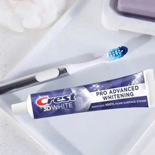 Kem Đánh Răng Crest 3D White Pro Advanced Whitening 147g