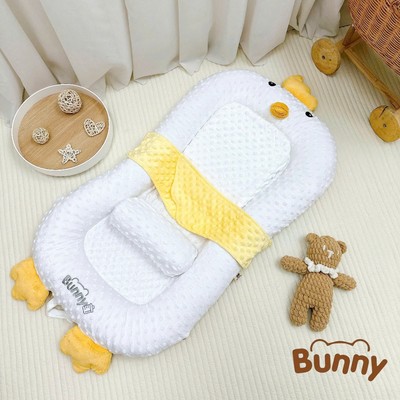Bộ Đệm Ngủ cho bé KidAndMom Bunny,Nôi Ngủ Chống Trào Ngược Cho Bé Kèm Gối Gác Chân 3IN1