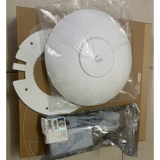 phát wifi unifi ac pro có box đẹp 97% bh 12 tháng