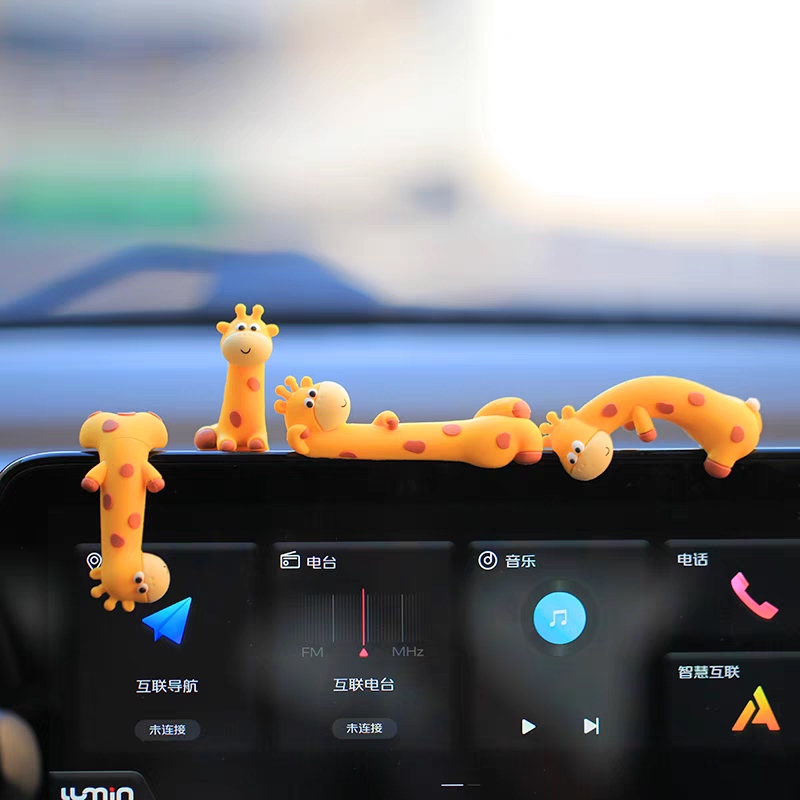 Set hươu cao cổ dán màn hình decor đỉnh gương, đỉnh màn hình, taplo ô tô