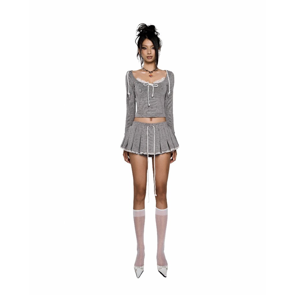 LSOUL Set Jennie Áo Hoodie Croptop Xám Phối Ren + Chân Váy Miniskirt Xếp Ly Calos - B24031396