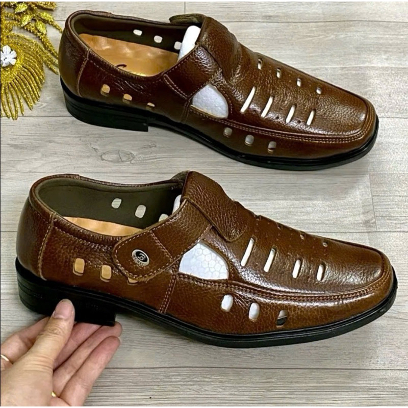 Giày da nam da bò nguyên tấm kiểu dáng trẻ trung .Hàng chất lượng bảo hành 1 năm.