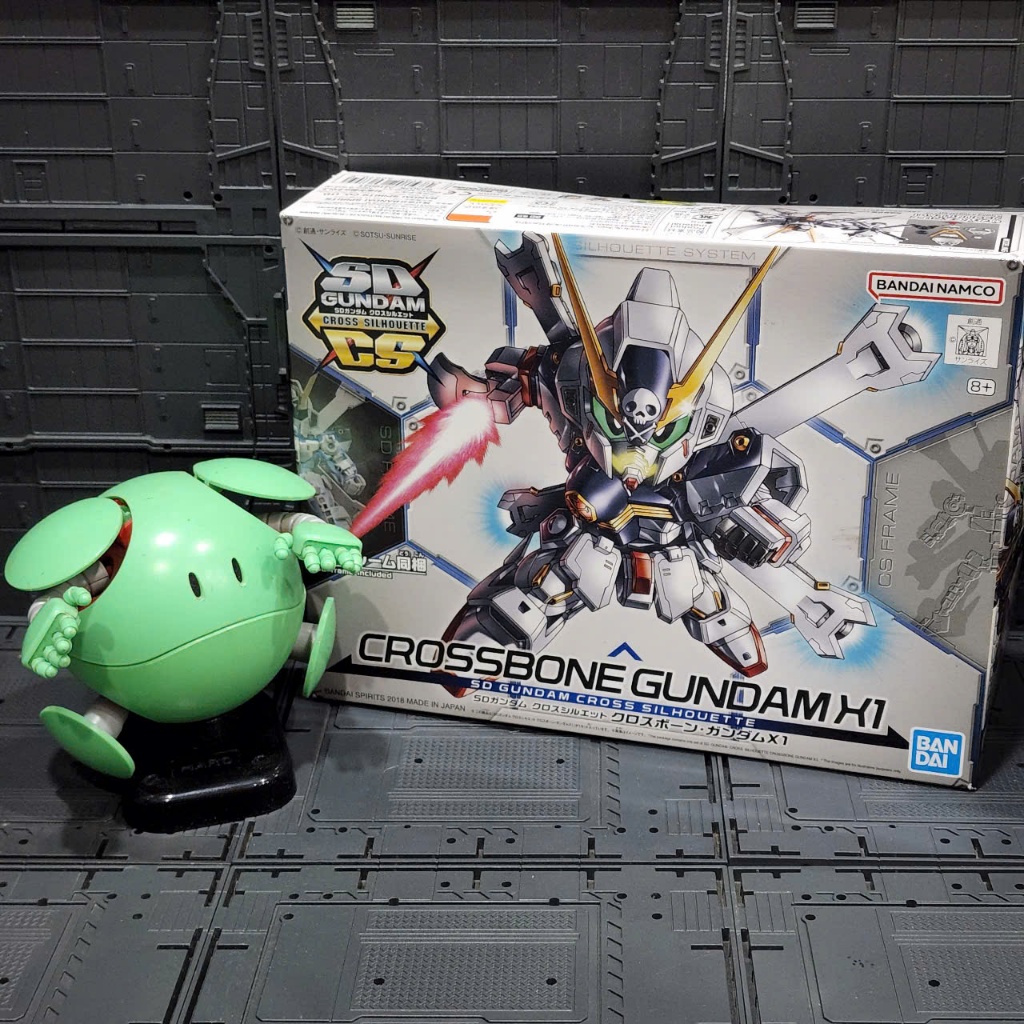 Mô hình lắp ráp SDCS có khung xương Crossbone Gundam chính hãng bandai