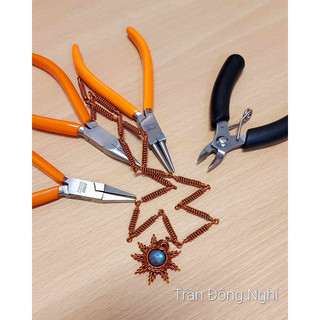 Vòng cổ Handmade bằng dây đồng đỏ