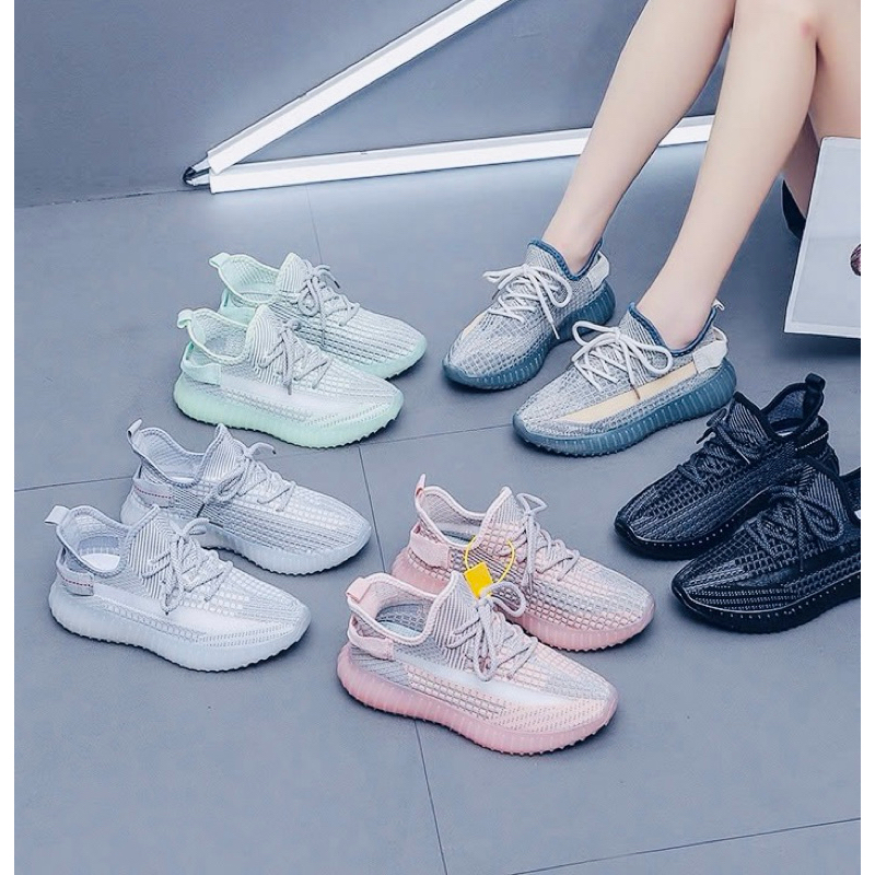 Giầy sneaker nữ 10 mầu khác nhau siêu phẩm 2024-QUỲNH Anh Nguyễn STORE