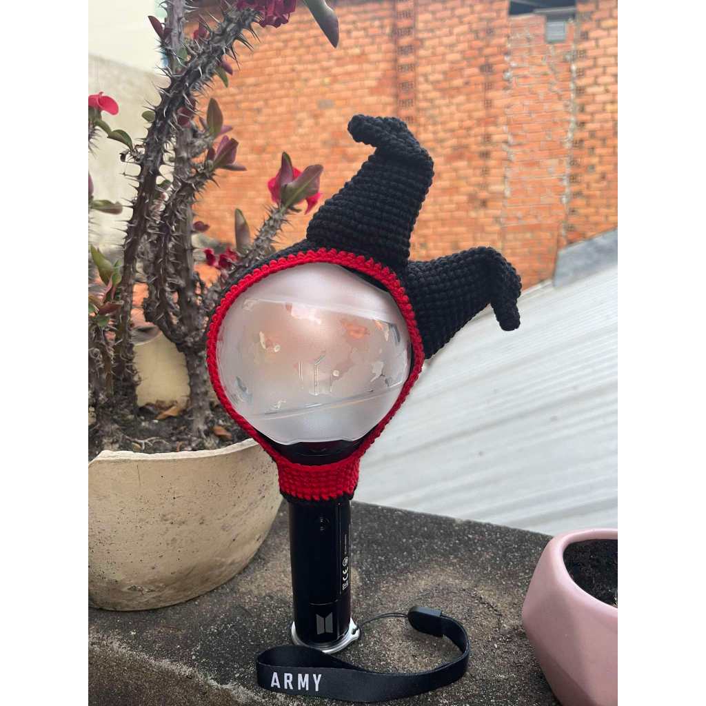 Cover lightstick BTS Jack in the box bằng len handmade - Áo cho lightstick